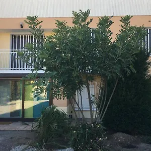 Irigny: Maison Calme A 10 Minutes De Lyon Appartement